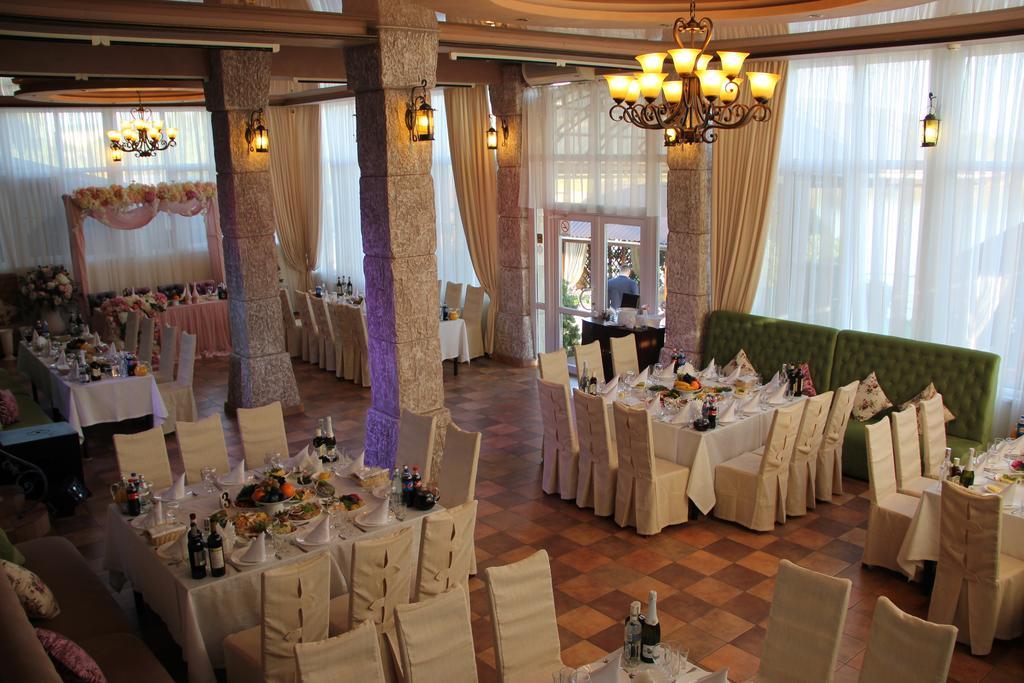 Romantic Hotel Krasnodar Bagian luar foto